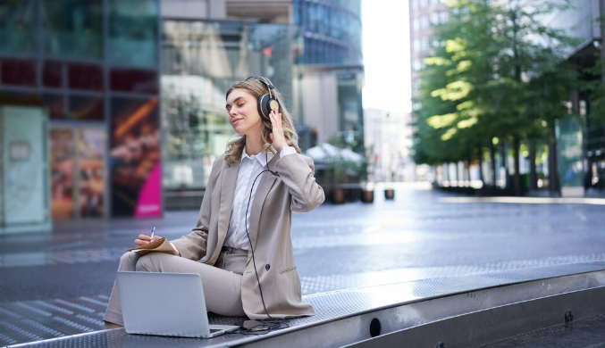 From Quiet Quitting to Loud Leaving – The New Reality of the American Workforce in 2026 From Quiet Quitting to Loud Leaving: The New Reality of the American Workforce in 2026